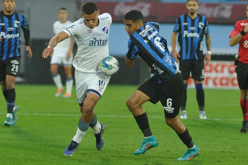 Federico Pereira no puede jugar ante Nacional ya que está suspendido