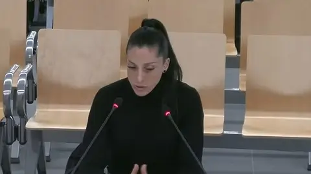 La furbolista Jenni Hermoso declara ante la justicia por el escándalo del beso de Luis Rubiales.