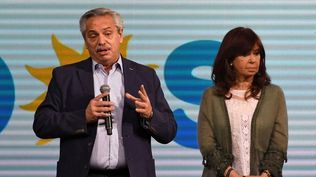 En 2021 Cristina Kirchner reprendió a Fernández por la promiscuidad de su vida íntima.