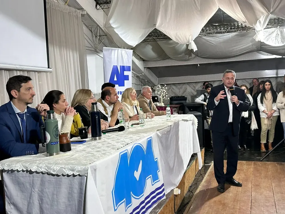 Delgado en el plenario de la lista 404