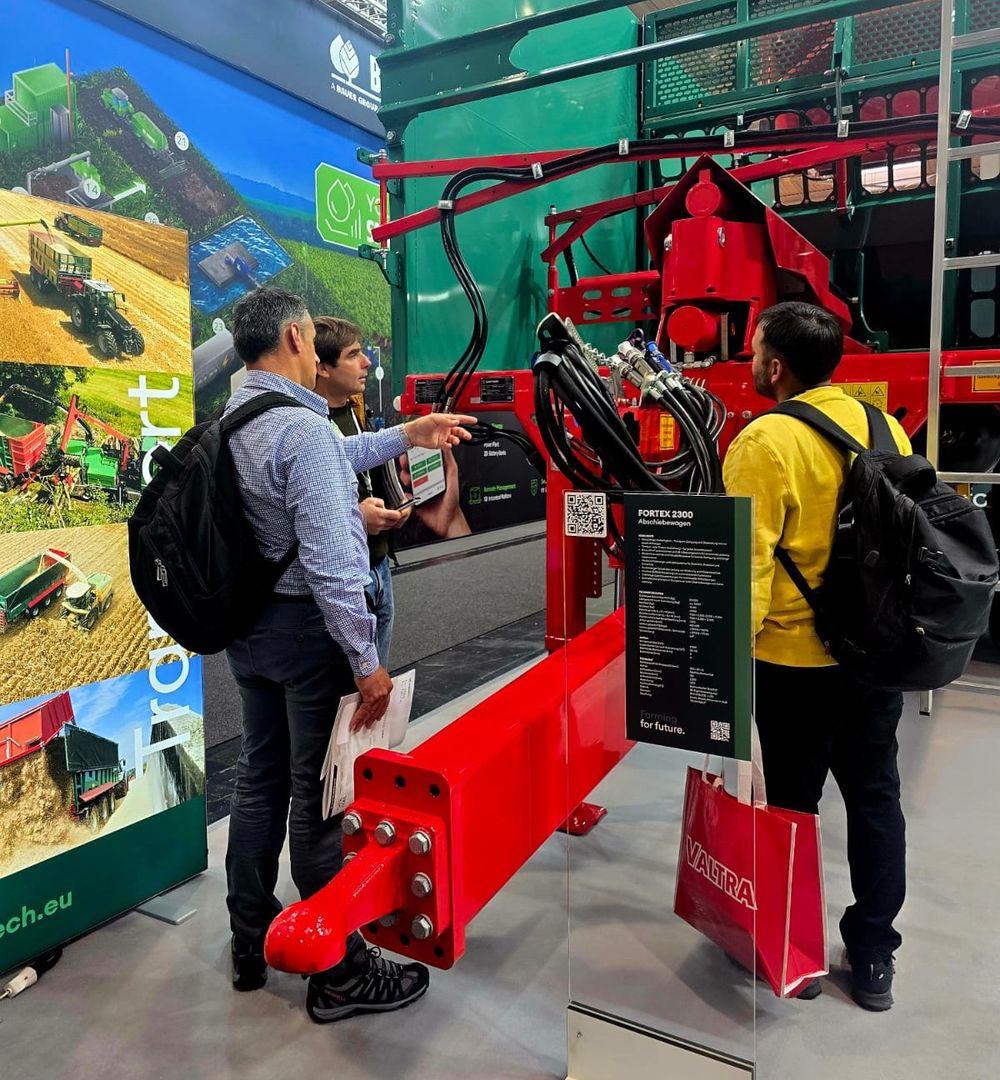 Fabricantes de maquinaria e implementos agrícolas uruguayos en Agritechinca 2025.