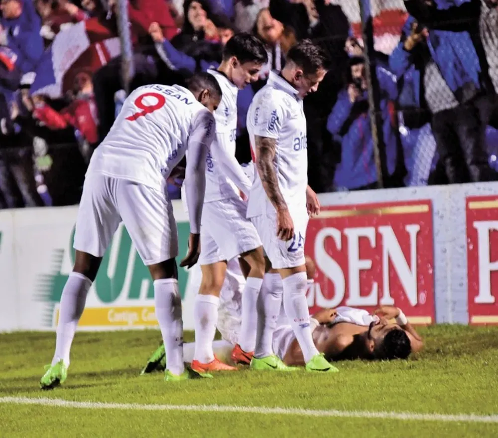 Silveira, Carballo, Lozano y Rodrigo Aguirre