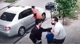 Sentí pánico por mi nene: encañonan y roban a padre e hijo a plena luz del día en Argentina