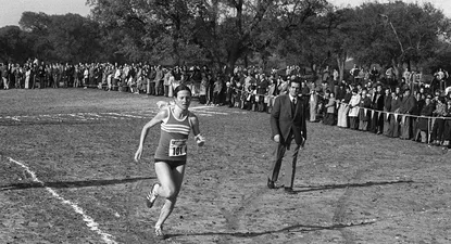 Carmen Valero, primera atleta olímpica española