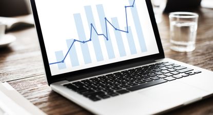 El síndrome del impostor en la alta gerencia: la decisión de liderazgo que puede catapultar a una empresa y el caso uruguayo que lo demuestra