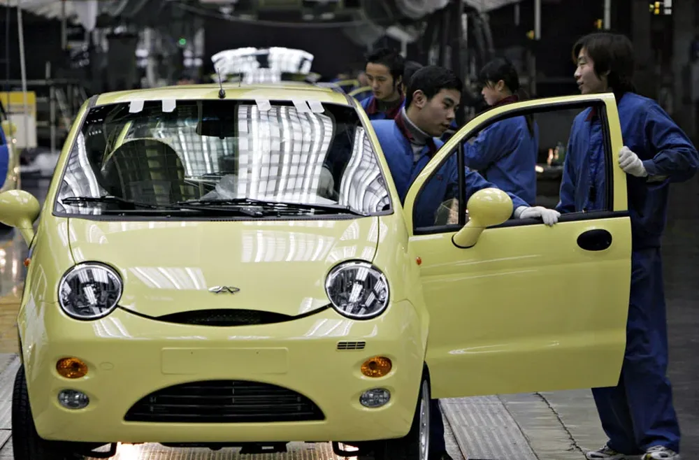 El gobierno apuesta al uso de autos de baja cilindrada