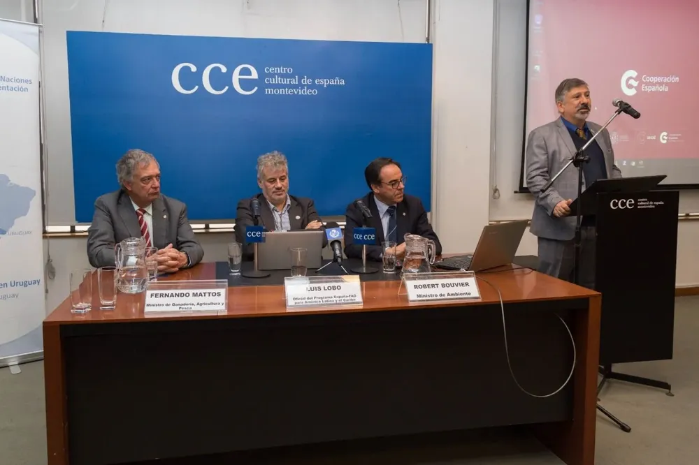 Fernando Mattos, Luis Lobo, Robert Bouvier y Gonzalo Kmaid.