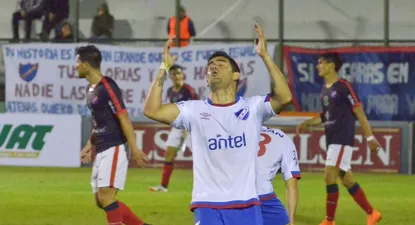 Golpe a la Anual: Nacional no pudo con Atenas