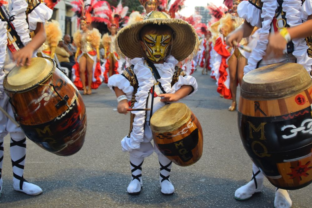 Más Que Lonja en un gran año: ganó la prueba de admisión, fue séptima entre 44 en el Desfile de Llamadas y revelación en el concurso de carnaval en el Teatro de Verano, alcanzando el tercer puesto.