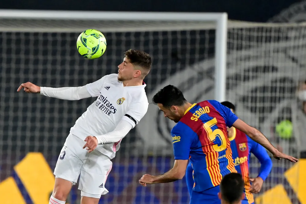 Federico Valverde estará ante Barcelona con Real Madrid