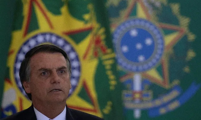 Corte suprema de Brasil suspende investigación sobre chofer de hijo de Bolsonaro