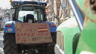 Más de 200 tractores aparcan en la zona centro de Zamora este jueves, tercer día consecutivo de tractorada, para visibilizar el hartazgo del sector y reivindicar límites para los acuerdos del libre comercio con terceros países.