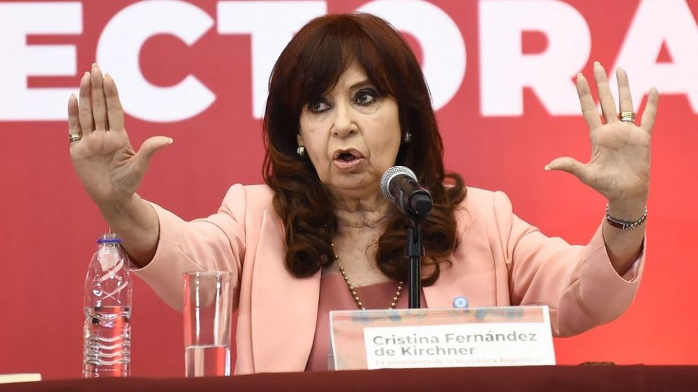 cristina-fernandez-de-kirchner-1848064.jpg