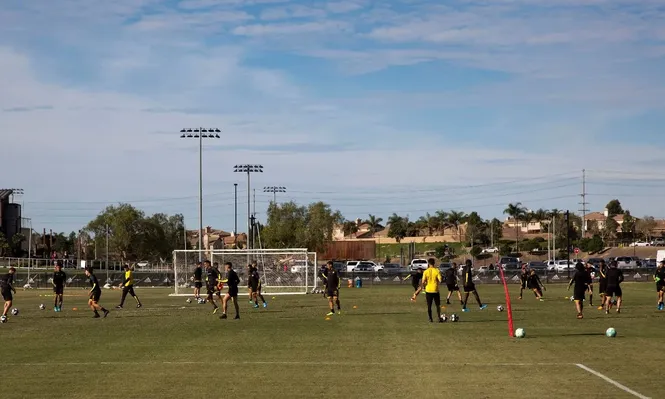 Así se preparó Peñarol para el estreno de Forlán como técnico ante Los Ángeles FC