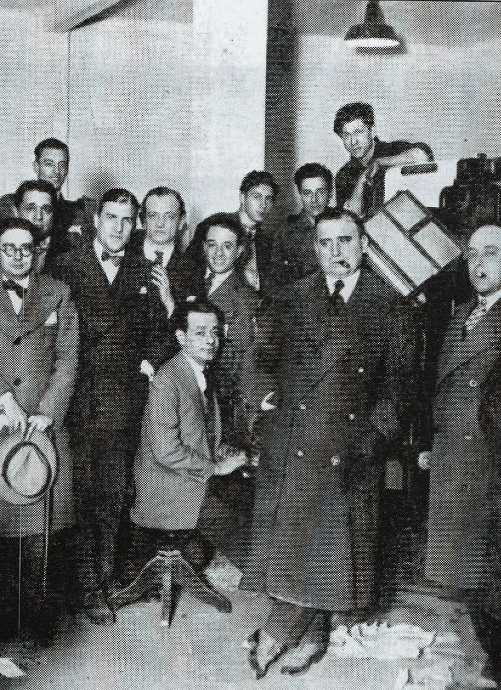 Botana en los talleres del diario Crítica, 1927.