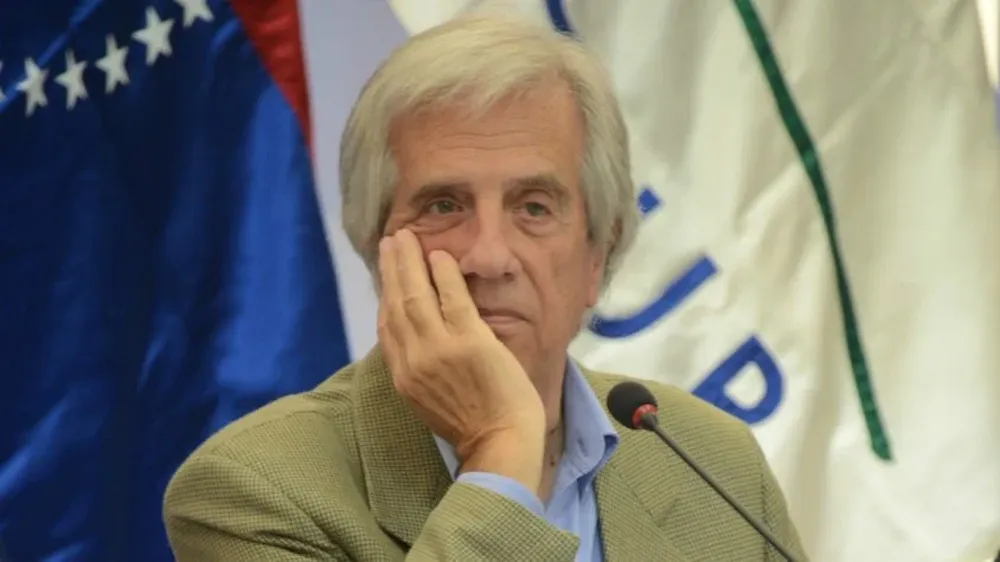 Vázquez durante el Consejo de Ministros en Playa Pascual