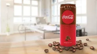Coca-Cola explora alternativas: bebidas con café y transparentes