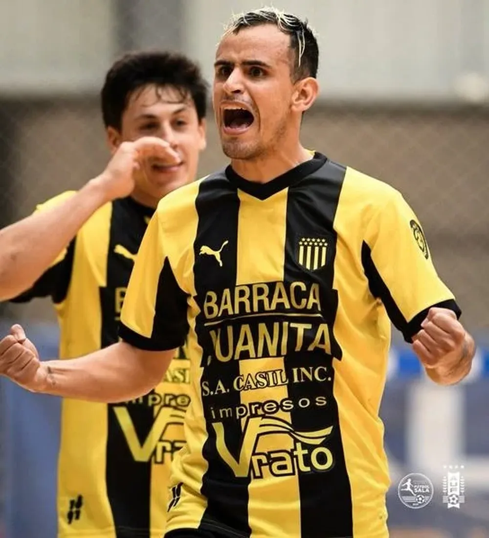 Peñarol goleó en fútbol sala