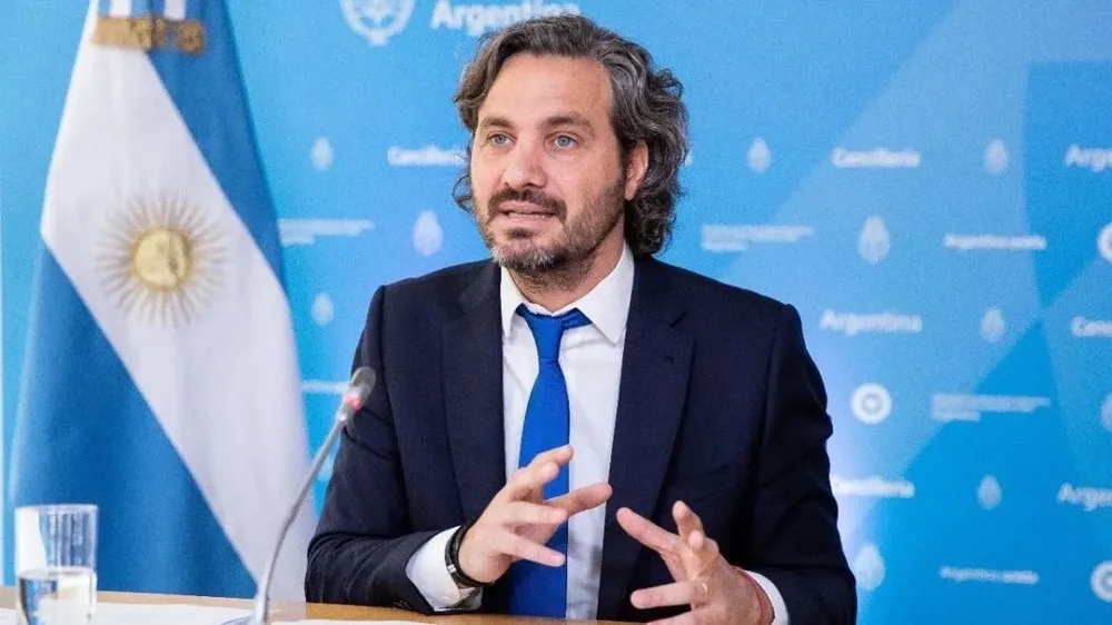 El canciller argentino Santiago Cafiero criticó decisión de Uruguay