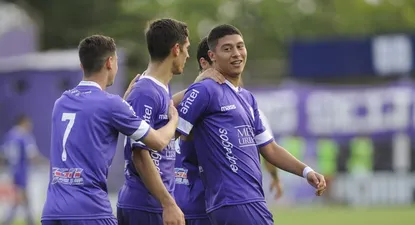 Defensor tiene en sus filas a los Suárez y Cavani del futuro, según The Guardian