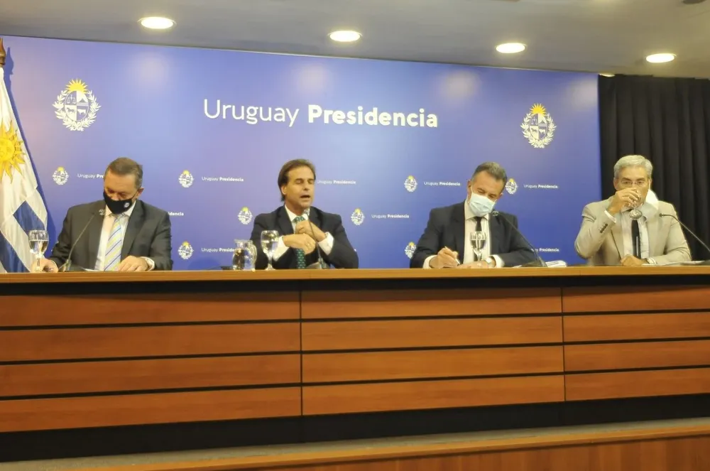 53,7% de la población considera que las medidas sanitarias del gobierno ante el covid-19 han sido buenas o muy buenas