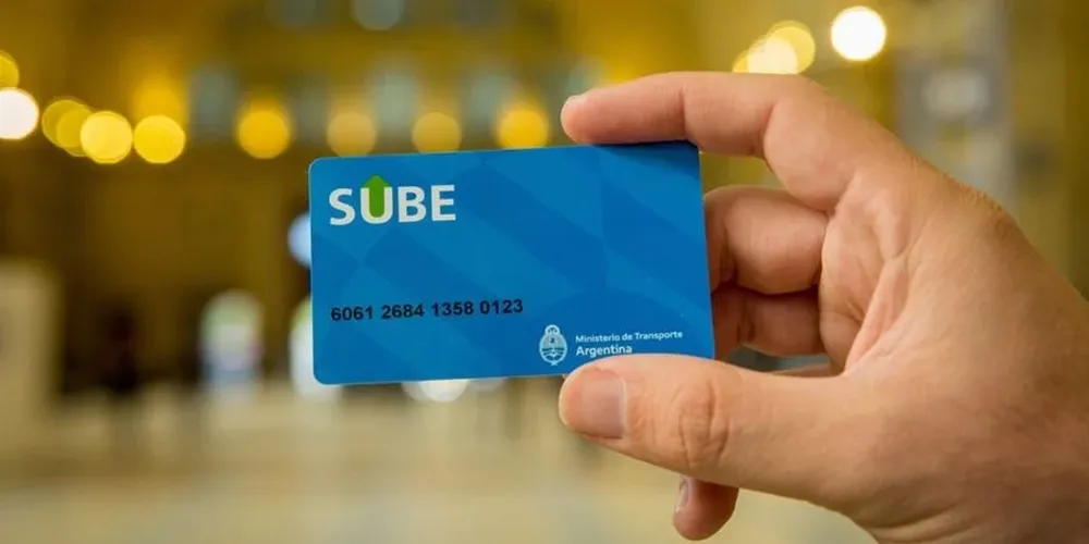 Tras las largas filas para registrar la SUBE recientemente, suman puestos en estaciones y terminales