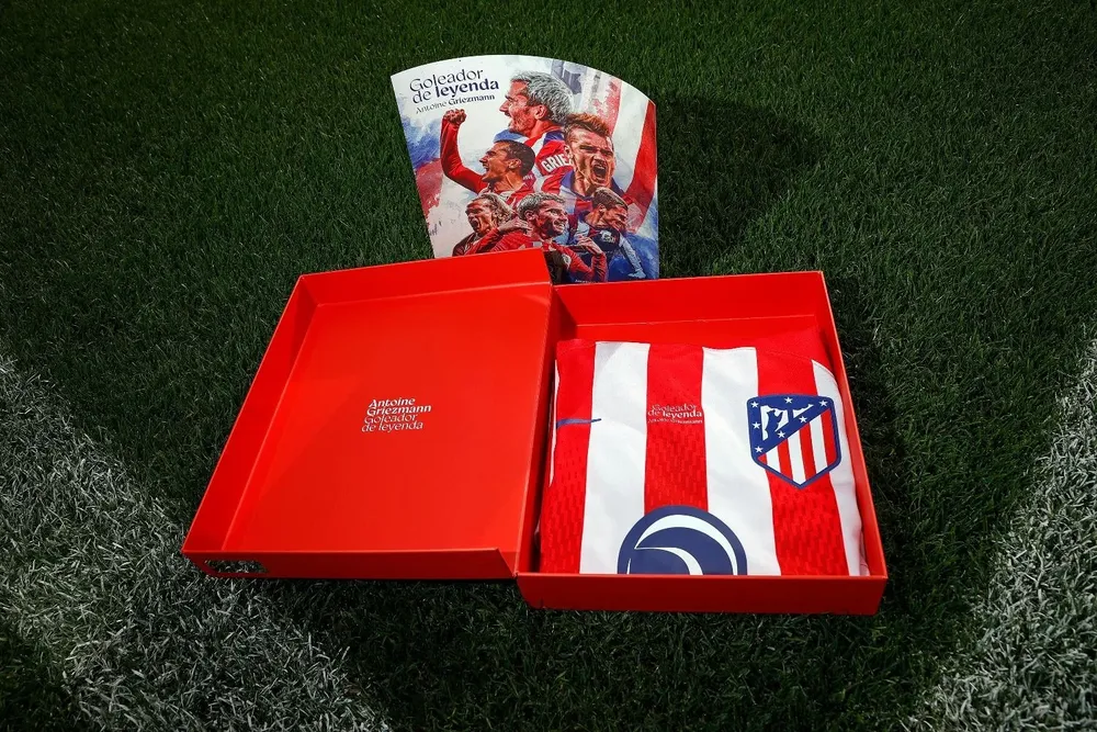Homenaje del Atleti a Griezmann.