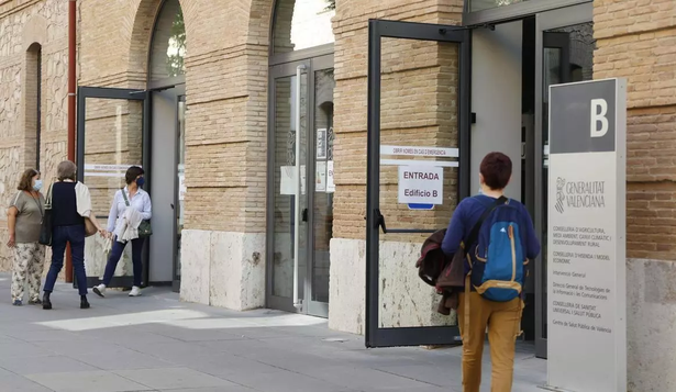 Funcionarias de la Generalitat en la Ciudad Administrativa&nbsp;