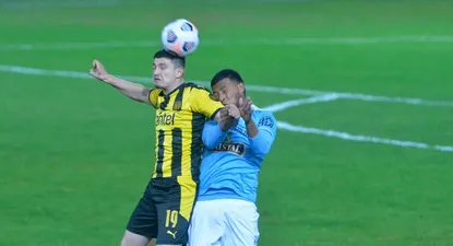 Álvarez Martínez gana en el juego aéreo