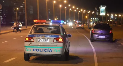 Policías que patrullaban en la zona escucharon los disparos sobre las 23:30 y fueron hacia allí