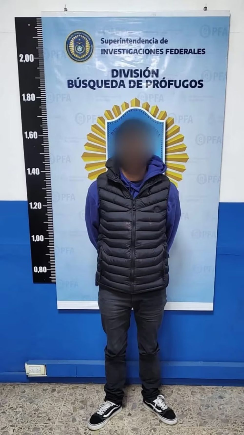 En el reporte policial se aporta cómo era la mecánica del ilícito que llevaba a cabo el sujeto.