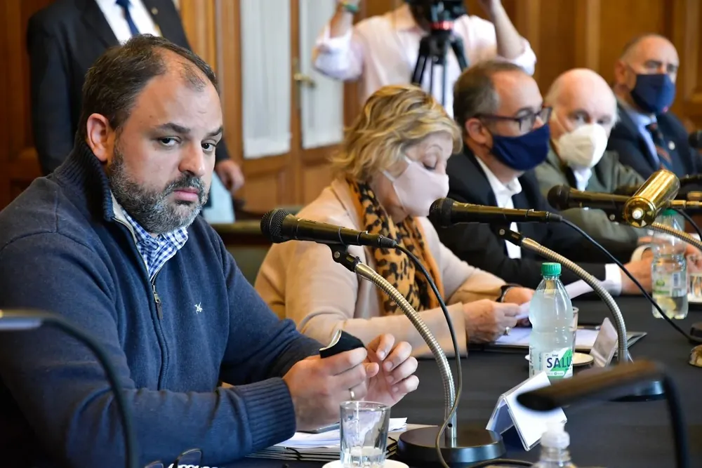 Charles Carrera fue el tres de la gestión Bonomi