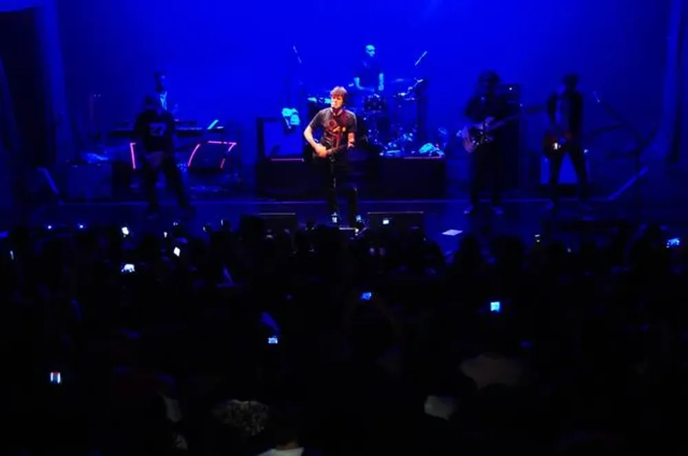 El ex líder de Los Piojos presentó su último disco pero también recorrió sus éxitos más viejos