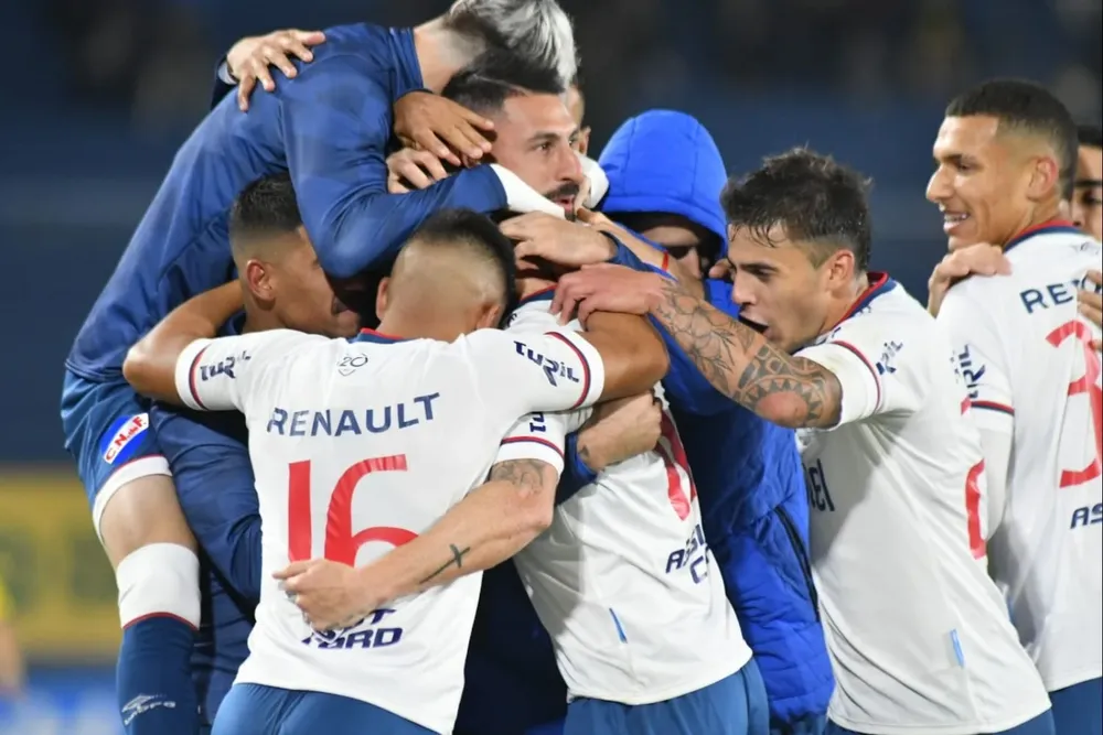 El festejo por el gol del Colo