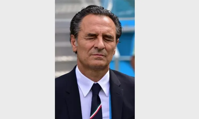 Prandelli presentó la renuncia