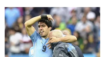 Suárez y su dedicatoria del gol a los ingleses a Ferreira