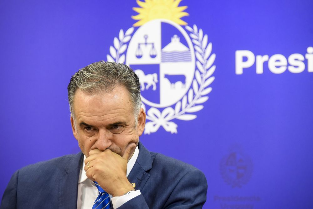 20250325 Yamandu Orsi en conferencia, Consejo de Ministros.