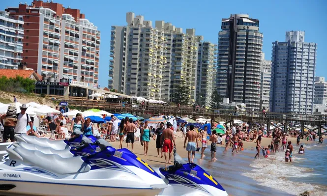 Dos copamientos en Punta del Este en una hora