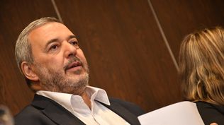 Mario Bergara dijo que no quieren intendencias donde se inventan horas extras o haya corrupción