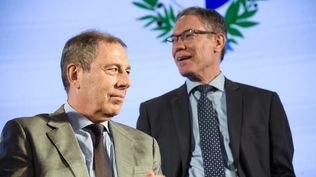 Gabriel Oddone, futuro ministro de Economía, y Martín Vallcorba, próximo subsecretario, durante la presentación del gabinete.