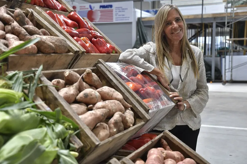 Adriana Zumarán, Secretaria general de la Unidad Agroalimentaria Metropolitana (UAM)