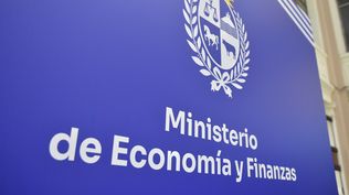 Uruguay regresa a los mercados internacionales con emisión de nuevo bono en pesos y reapertura en dólares Uruguay regresa a los mercados internacionales con emisión de nuevo bono en pesos y reapertura en dólares