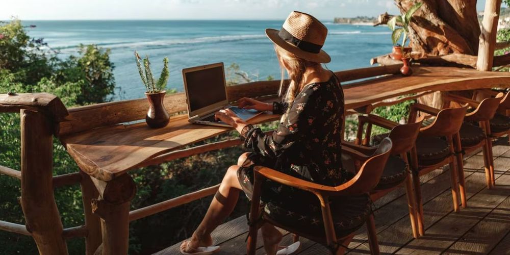 NOMADES DIGITALES.jpg