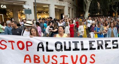 Las plataformas como Airbnb o Booking aumentan la crisis de vivienda, pero las razones que la provocan son otras