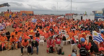 Asamblea en planta de UPM 2.