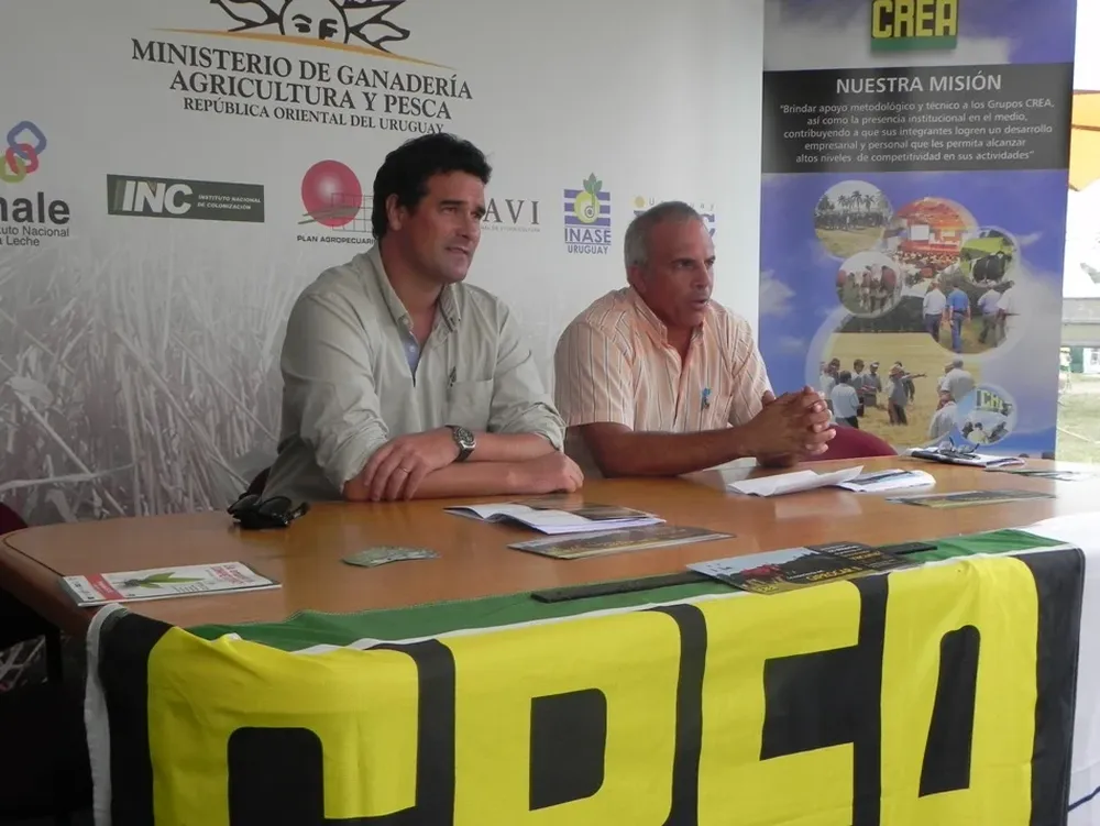Presidente de Fucrea Romeo Volonté y presidente de INIA Alvaro Roel