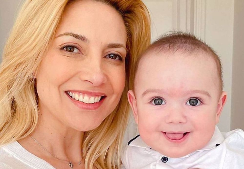 Fabiola Yanez junto a su hijo Francisco.&nbsp;