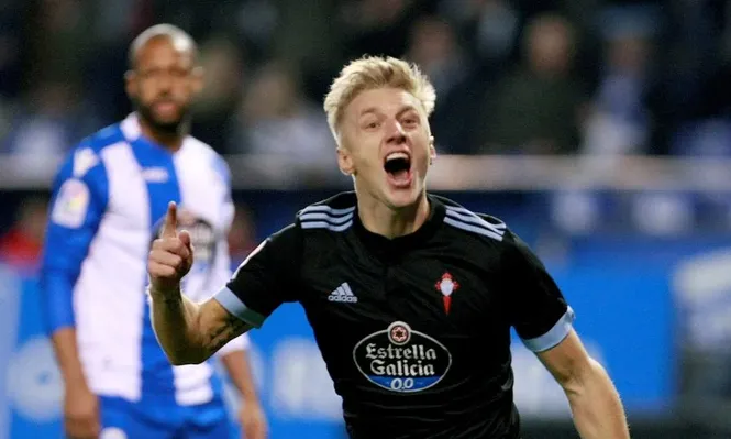 Maxi Gómez le ganó el clásico a Valverde