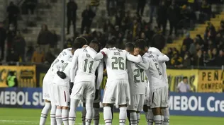 Peñarol puede darle el golpe final a un Fluminense en crisis