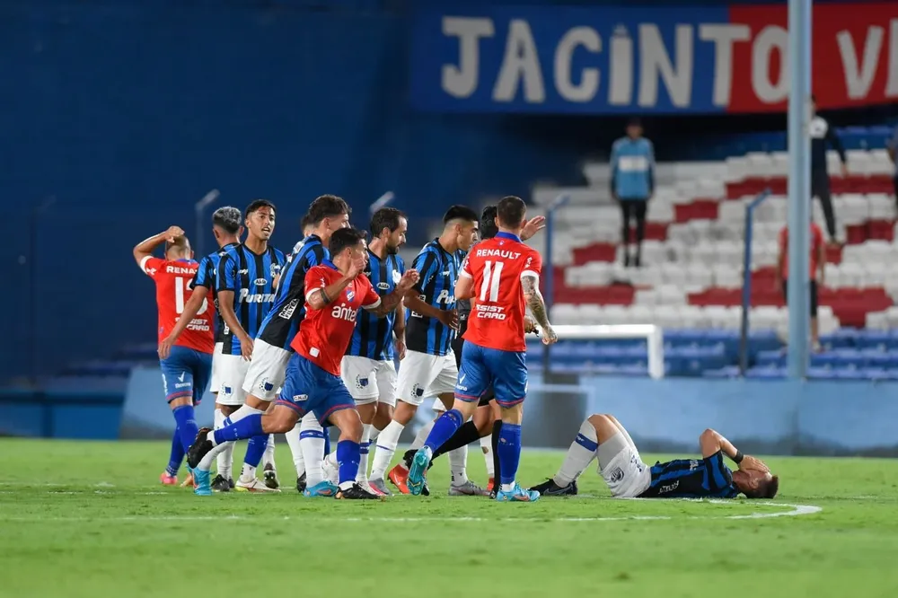 Nacional - Liverpool